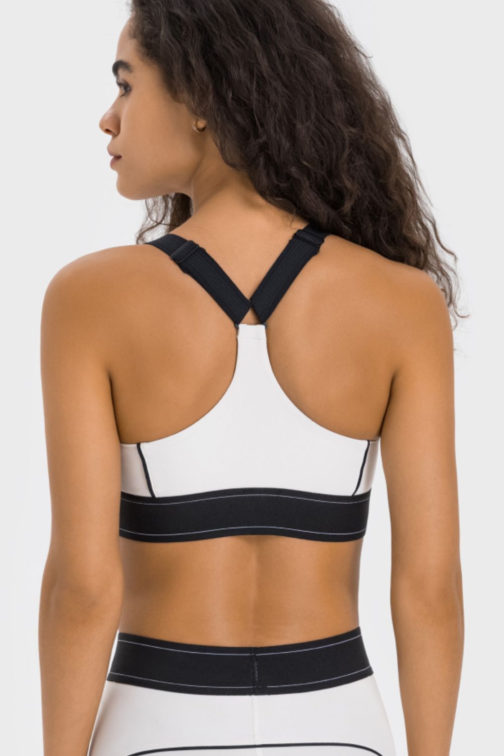 Contrast Sports Bra | Available in 4 Colors